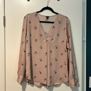 Ann Taylor front pleat top